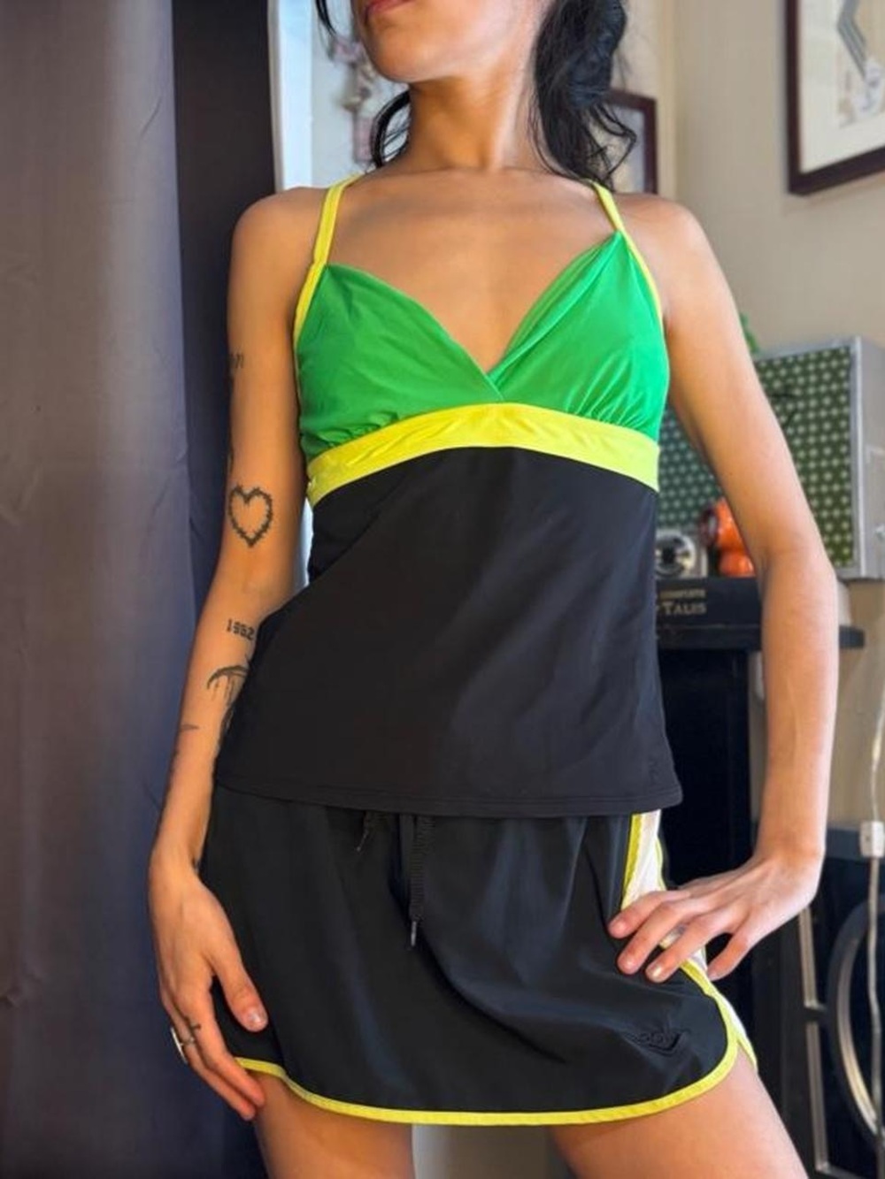 Y2K Danskin Now Green & Black Athletic Tank Top